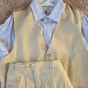 Pronto Uomo Beige Vest and Pants Set, With Bachrach Shirt